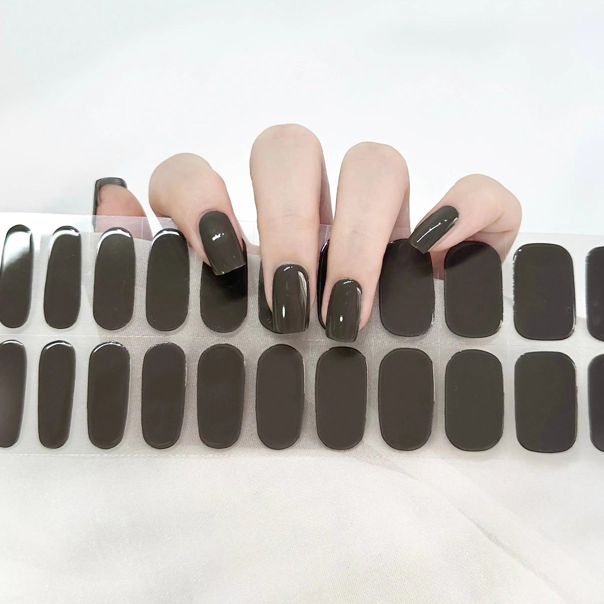 Mystic Dark Brown Jel Tırnak